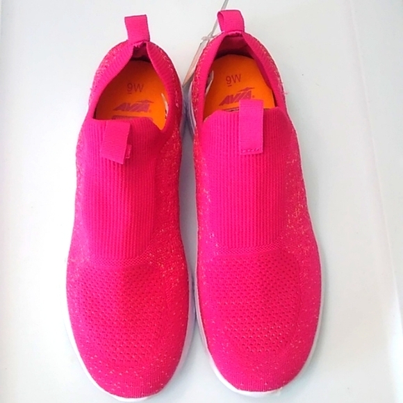 Avia Slip On Sneaker, Pink, 9W, NWoT - Picture 2 of 5